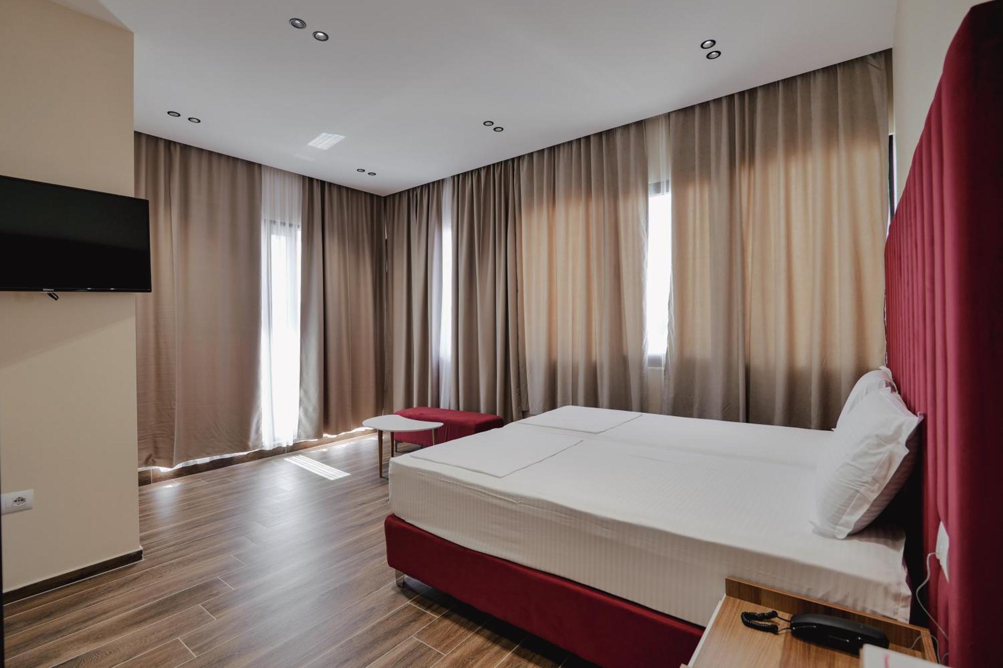 Armar Hotel Sarande Ngoại thất bức ảnh